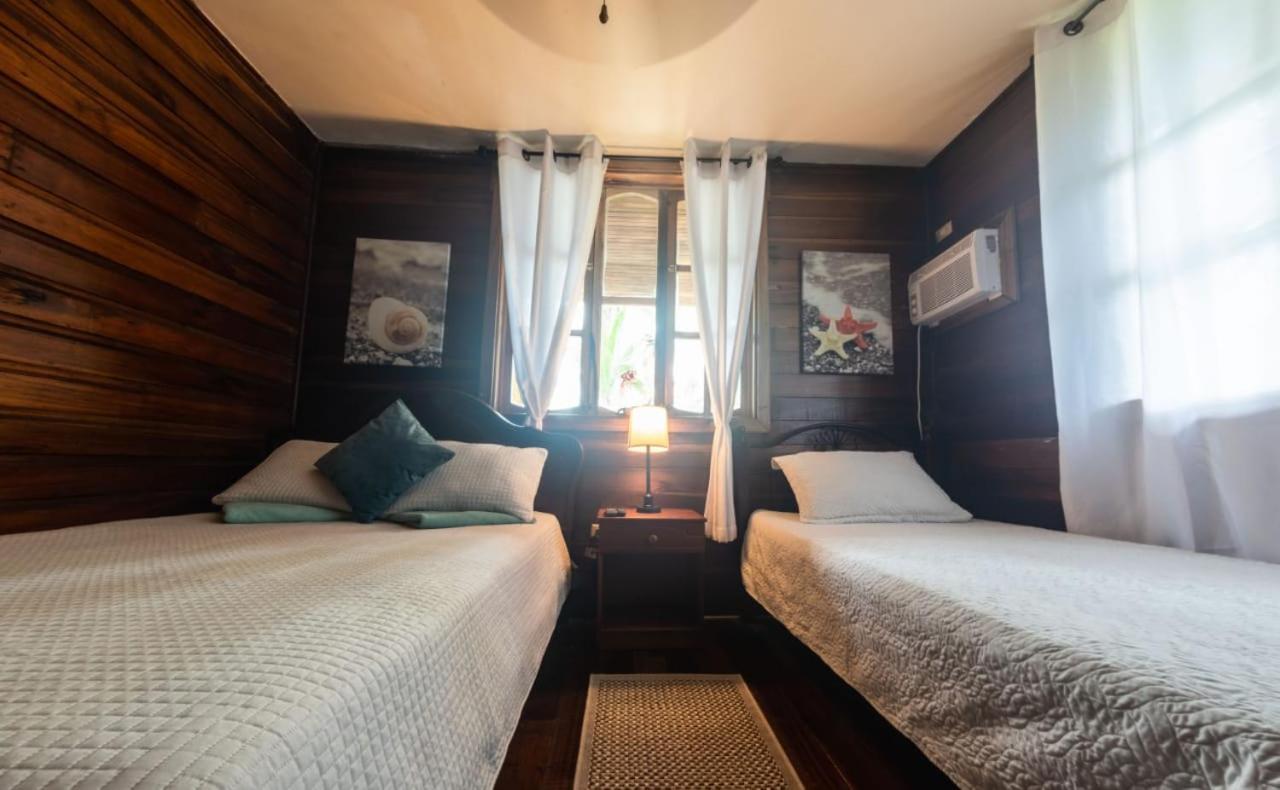 Hotel Tierra Verde Bed And Breakfast 보카스 타운 외부 사진